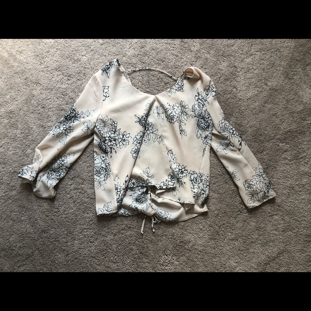 Blouse - Picture 2 of 3